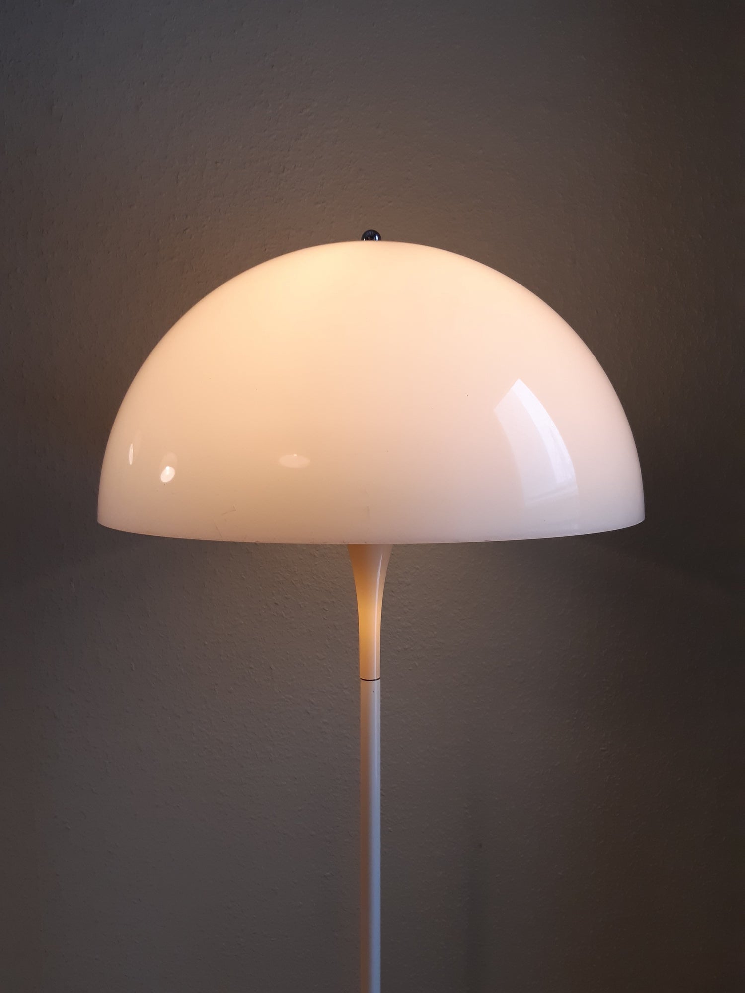 Louis Poulsen Panthella Mushroom Floor Lamp by Verner Panton (Space Age Lamp)