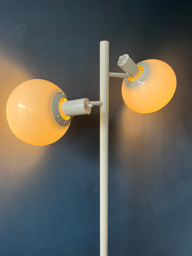 White Mid Century Space Age Mushroom Floor Lamp