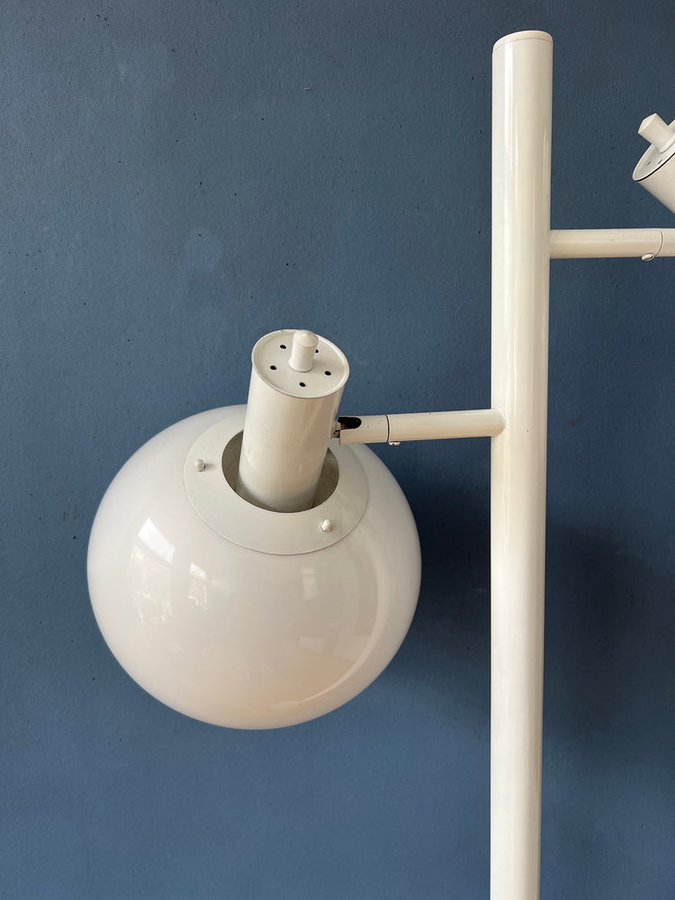 White Mid Century Space Age Mushroom Floor Lamp