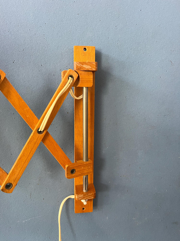 Pleated Shade Vintage Wooden Scissor Wall Lamp