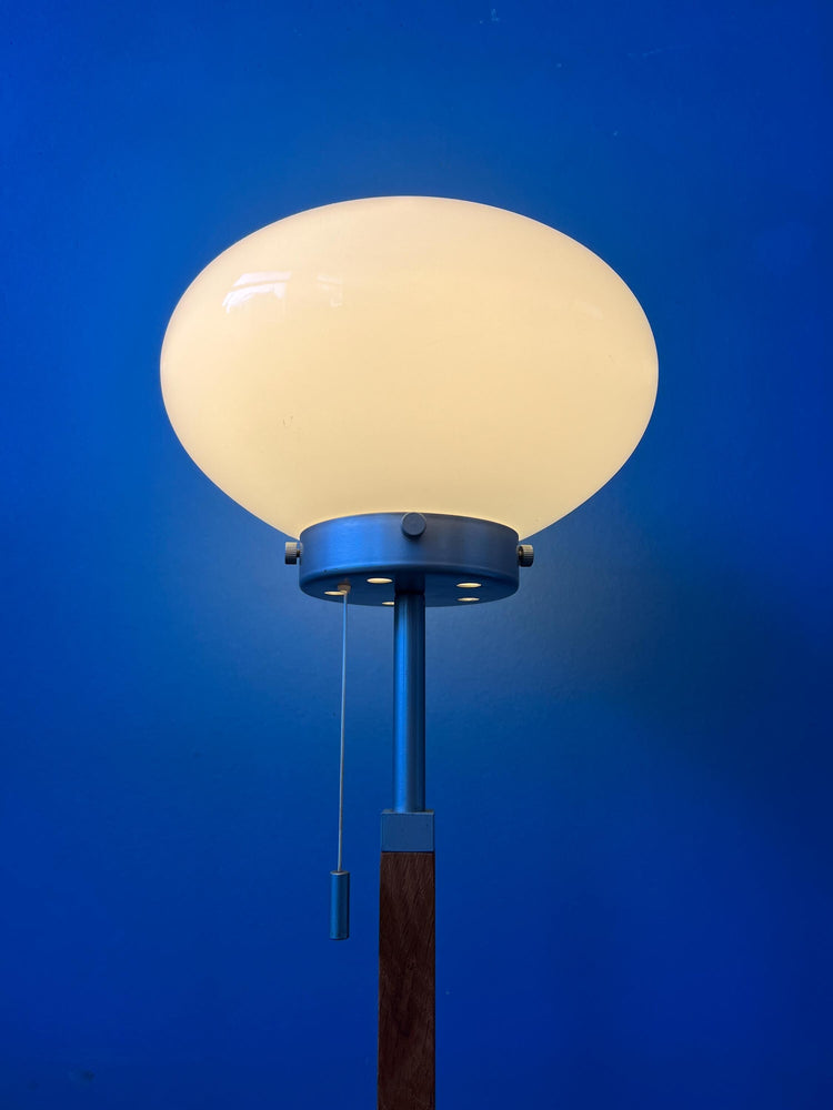 Vintage Ikea Läreda Post Modern Opaline Glass Desk Lamp