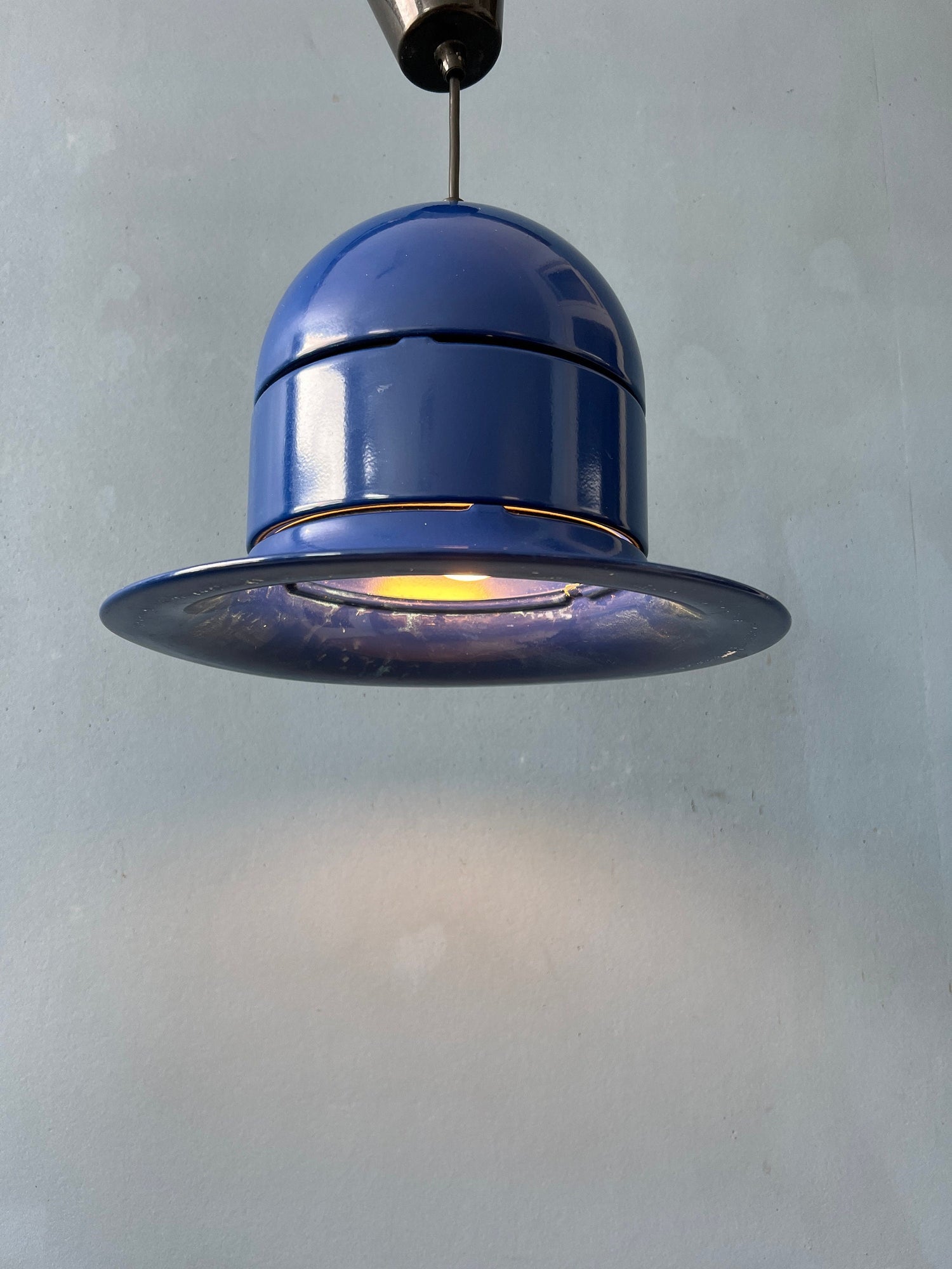 Blue Mid Century Flying Saucer UFO Pendant Lamp – VintageChampignon