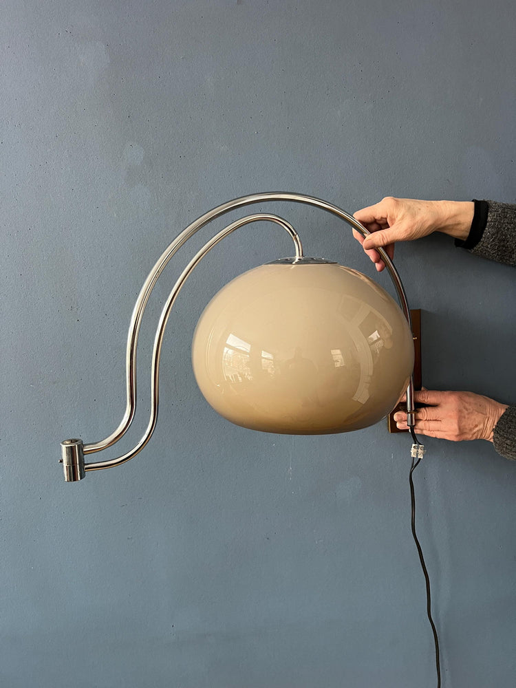 Dijkstra Mid Century Mushroom Arc Wall Lamp