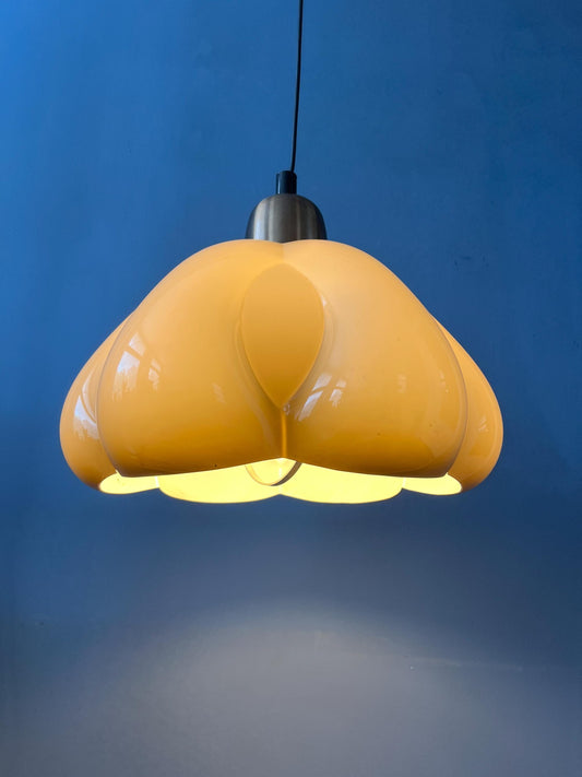 Herda Space Age Flower Plexiglass Pendant Lamp