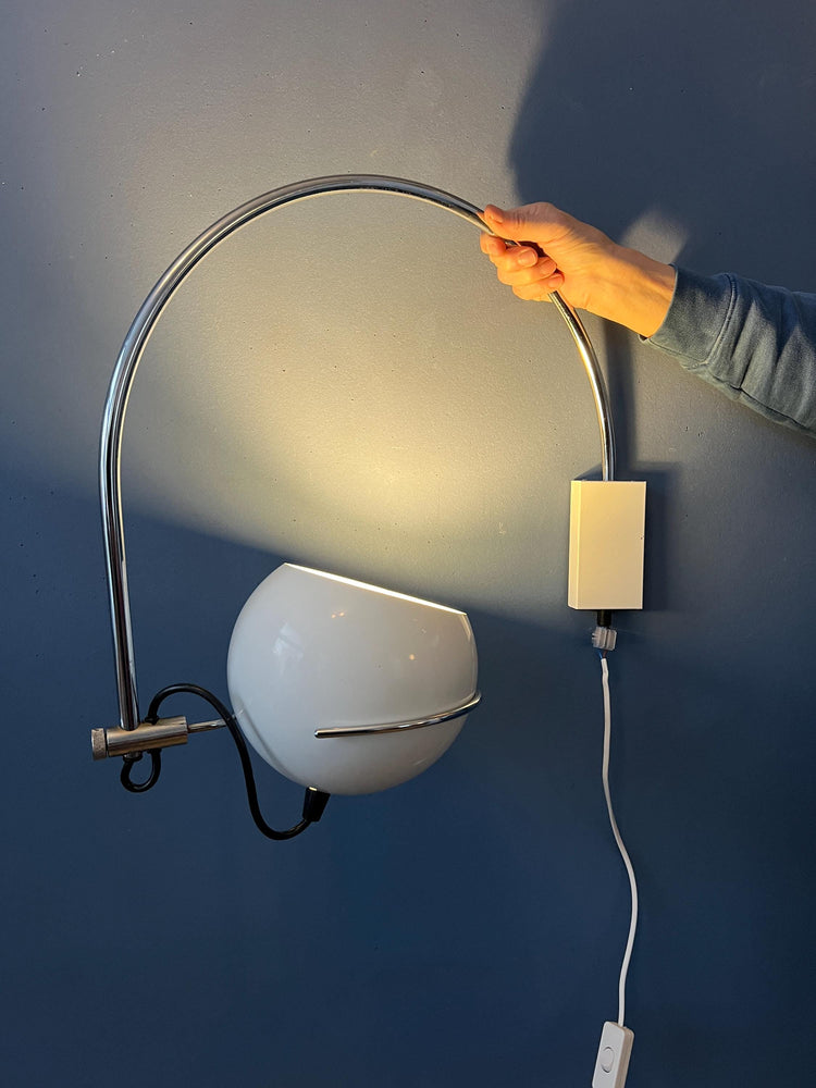 White Vintage Space Age Arc Wall Lamp by GEPO