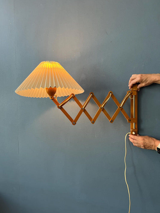 Pleated Shade Vintage Wooden Scissor Wall Lamp