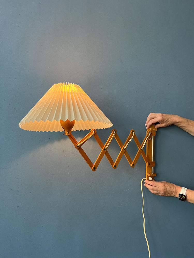 Pleated Shade Vintage Wooden Scissor Wall Lamp