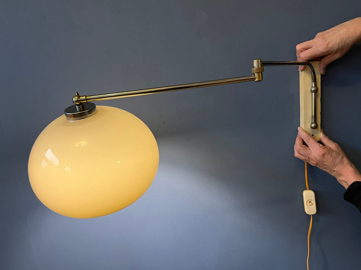 herda wall lamp, mushroom wall lamp, acrylic glass lamp, space age light